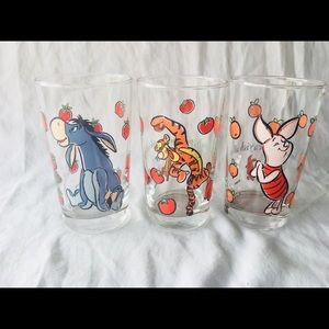 Winnie the Pooh collector glasses: Vintage.